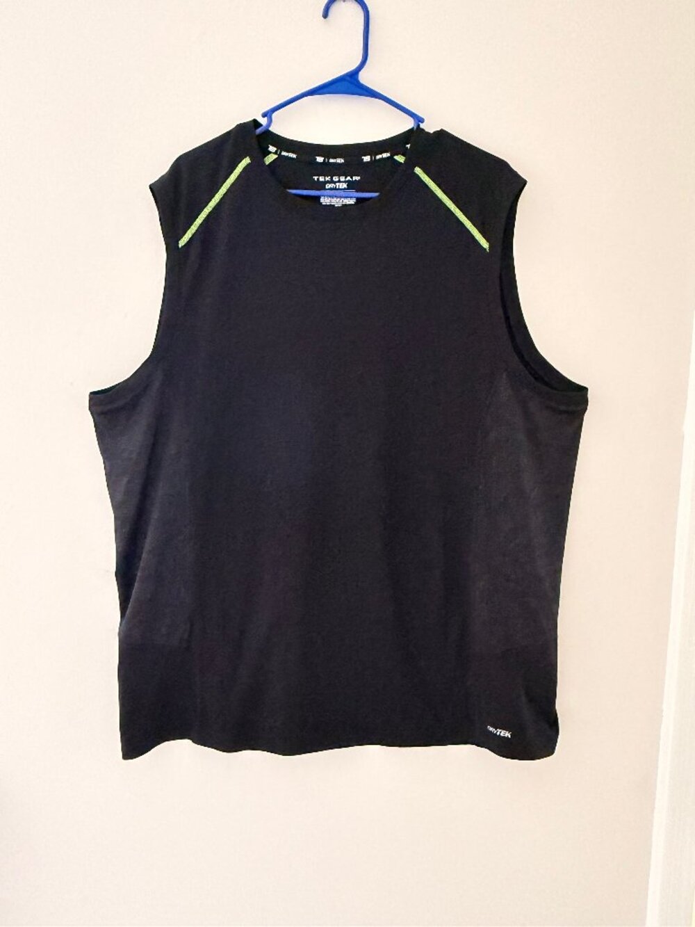TEK GEAR DRYTEK BLACK WITH NEON GREEN TRIM ATHLETIC TANK TOP SHIRT - XXL